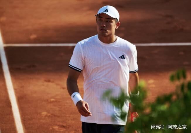 乌法115k欧元买断阿加波夫,结束租借正式加盟 乌法115k欧元买断阿加波夫,结束租借正式加盟