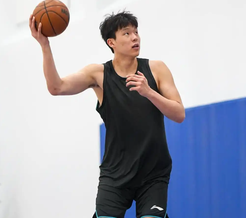 迪马济奥:那不勒斯与马里奥 迪马济奥:那不勒斯与马里奥