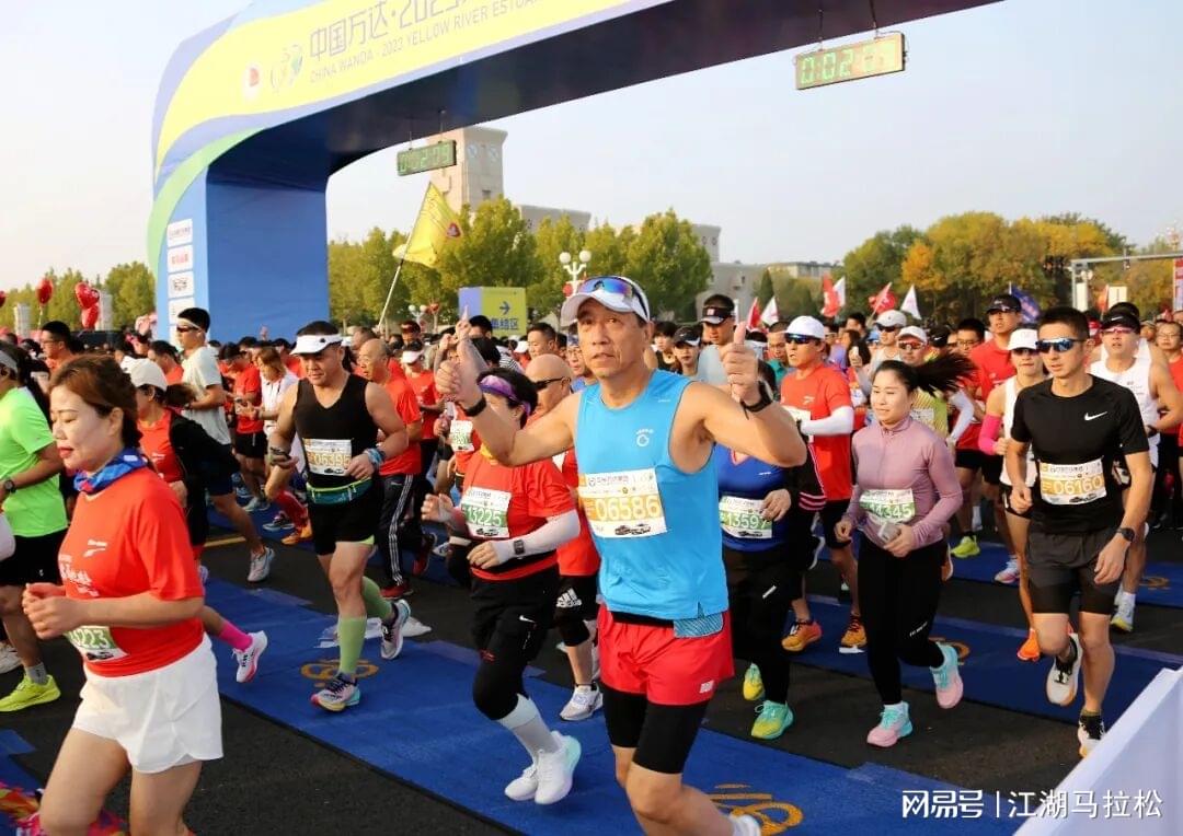 米兰体育53年一遇：尼克斯把冠军派对搬上《今夜秀》