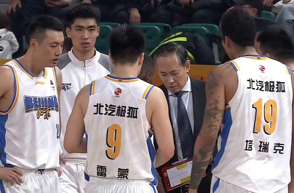湖人瞄准独行侠旧将格莱姆斯 曾要价两千万 湖人瞄准独行侠旧将格莱姆斯 曾要价两千万