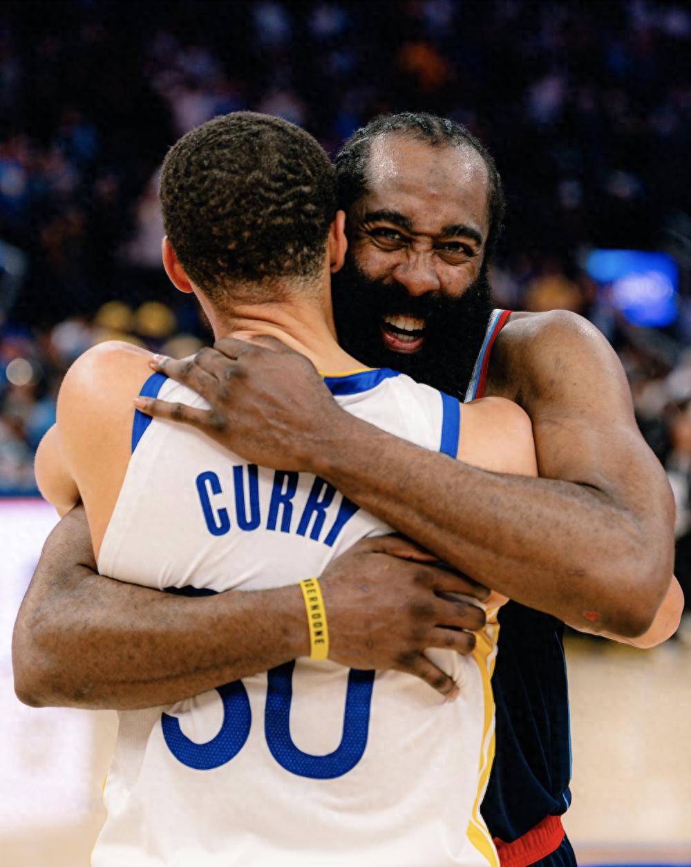 NBA总决赛尼克斯4:1战胜马刺 NBA总决赛尼克斯4:1战胜马刺