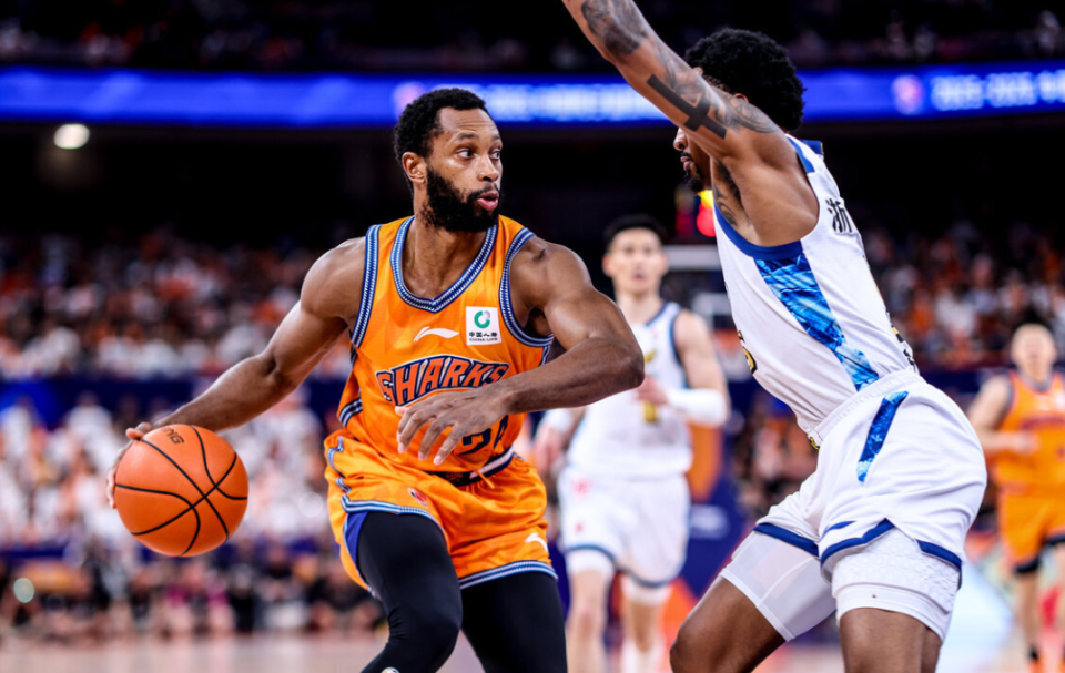 米兰体育新赛季NBA提前排名马刺居首