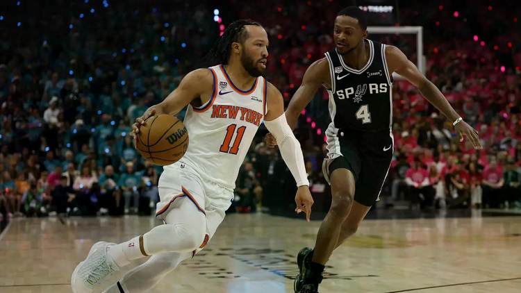 5年2.85亿美金!NBA最不受待见FMVP!绿军酝酿大交易 5年2.85亿美金!NBA最不受待见FMVP!绿军酝酿大交易