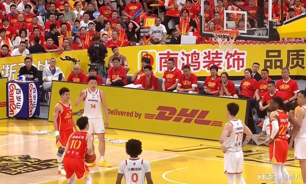 NBA总决赛尼克斯4:1战胜马刺