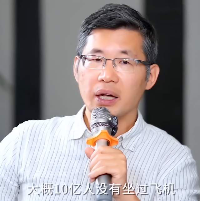 公牛新帅斯普利特:从马刺冠军中锋到重建舵手 公牛新帅斯普利特:从马刺冠军中锋到重建舵手