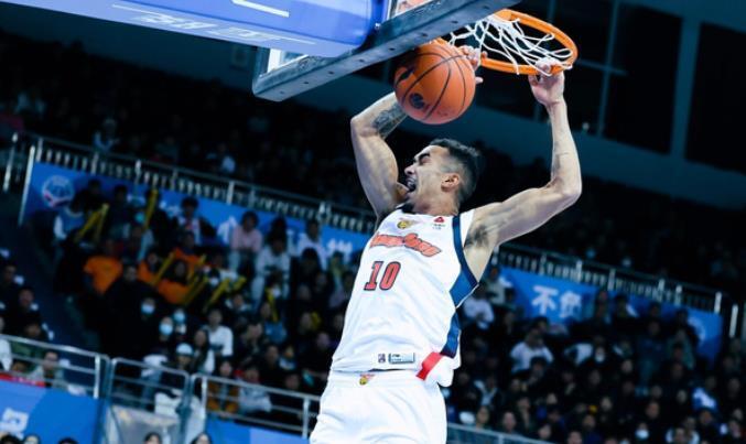 力压姚明!小斯:我是NBA历史第一个高中生身份获得年度最佳新秀 力压姚明!小斯:我是NBA历史第一个高中生身份获得年度最佳新秀