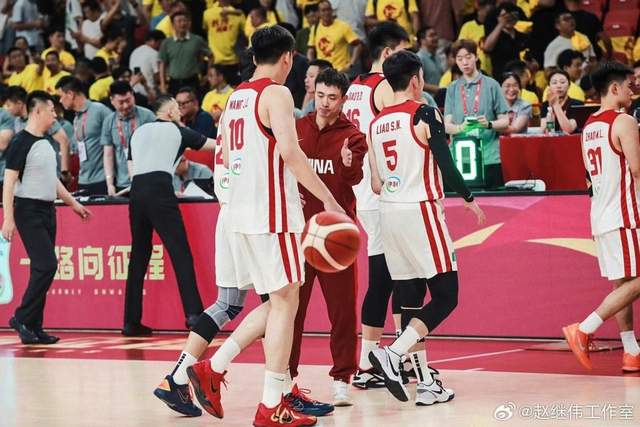 米兰体育NBA总决赛第5场：尼克斯3