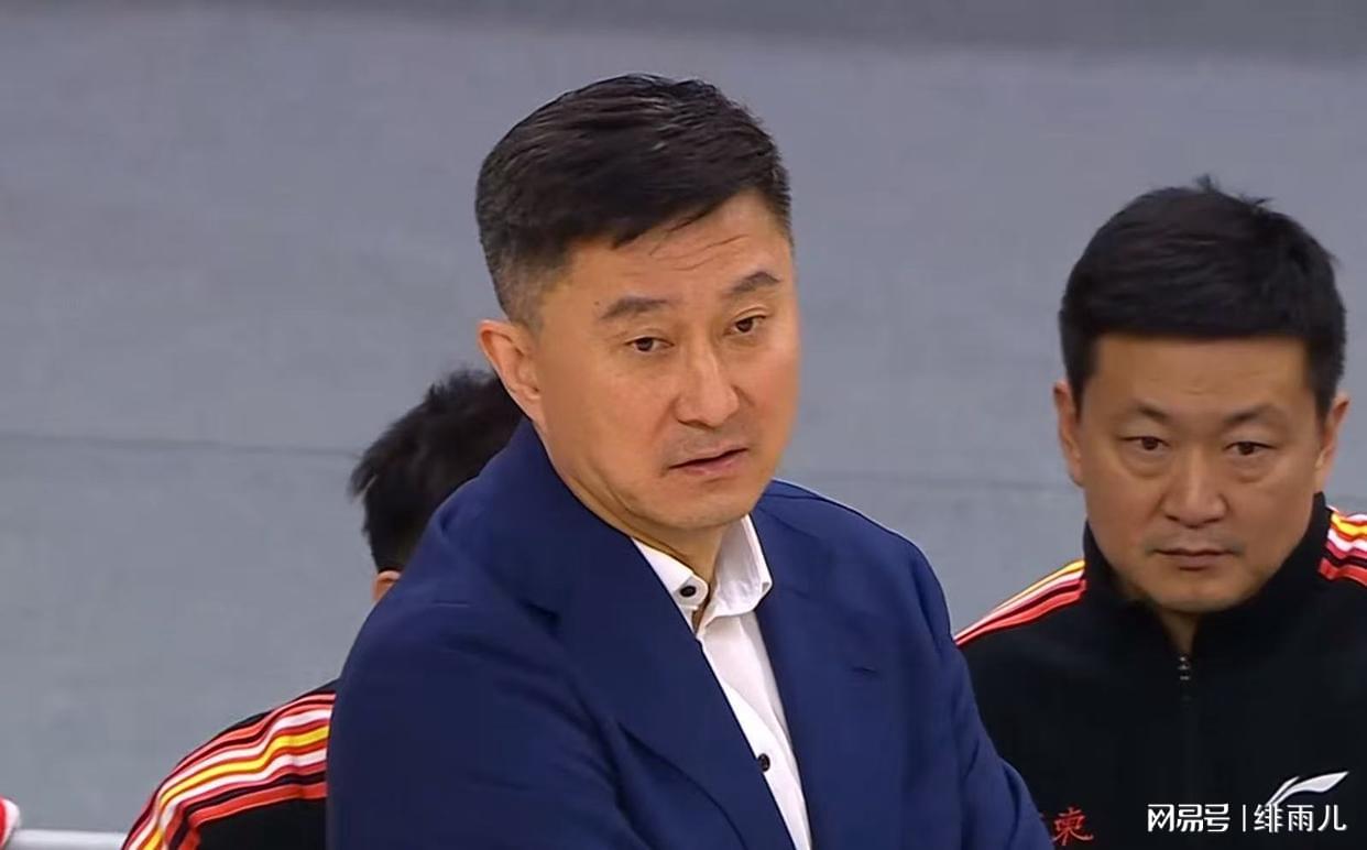 唐斯:布朗最出色的一点就是善于倾听 他非常尊重我们的意见 唐斯:布朗最出色的一点就是善于倾听 他非常尊重我们的意见