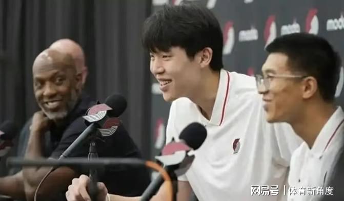 曝凯斯勒目前对爵士感到失望 正在认真考虑未来离队的可能 曝凯斯勒目前对爵士感到失望 正在认真考虑未来离队的可能
