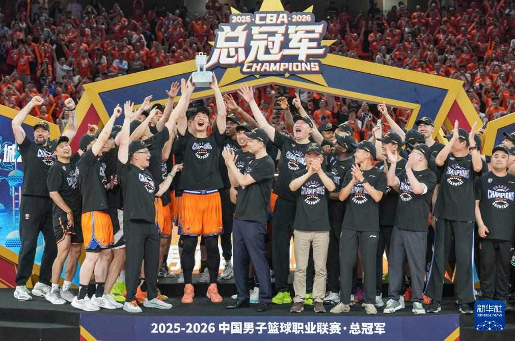 尼克斯总冠军!45分!45分啊!布伦森碾压文班亚马 尼克斯总冠军!45分!45分啊!布伦森碾压文班亚马