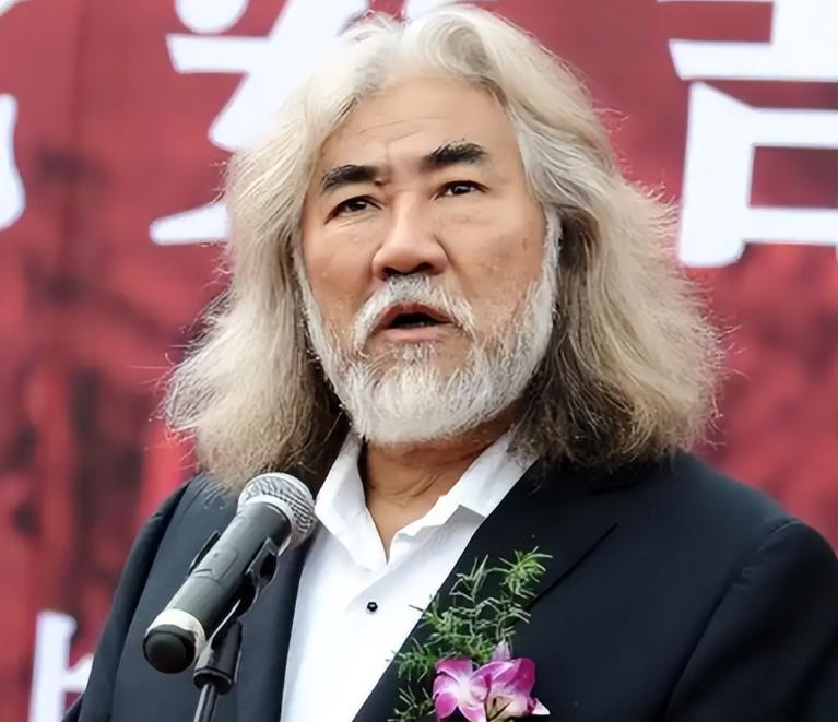 场均24+4+4!火箭不再追逐34岁明星控卫?名记:休城暂无任何动作 场均24+4+4!火箭不再追逐34岁明星控卫?名记:休城暂无任何动作