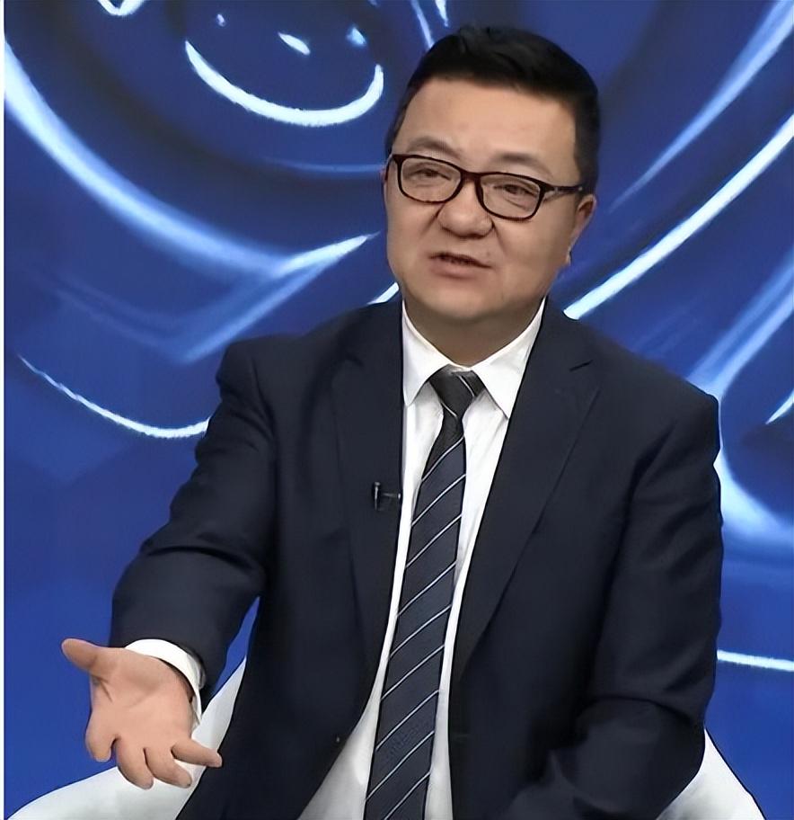 奥尼尔透露在组建球队时,他会选择勒布朗·詹姆斯,而不是科比 奥尼尔透露在组建球队时,他会选择勒布朗·詹姆斯,而不是科比