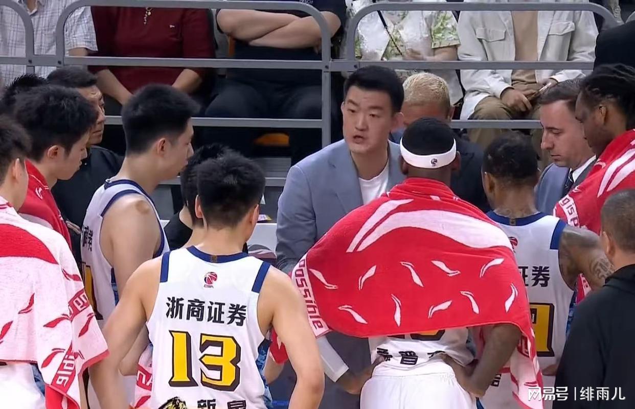 53年一遇:尼克斯把冠军派对搬上《今夜秀》 53年一遇:尼克斯把冠军派对搬上《今夜秀》