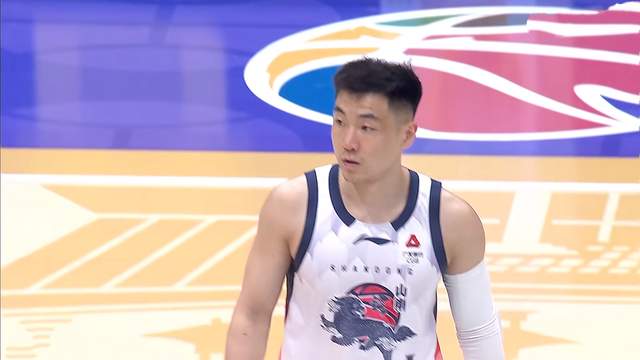 福克斯取关马刺引热议！曾取关小萨：人与人之间没必要都走很近