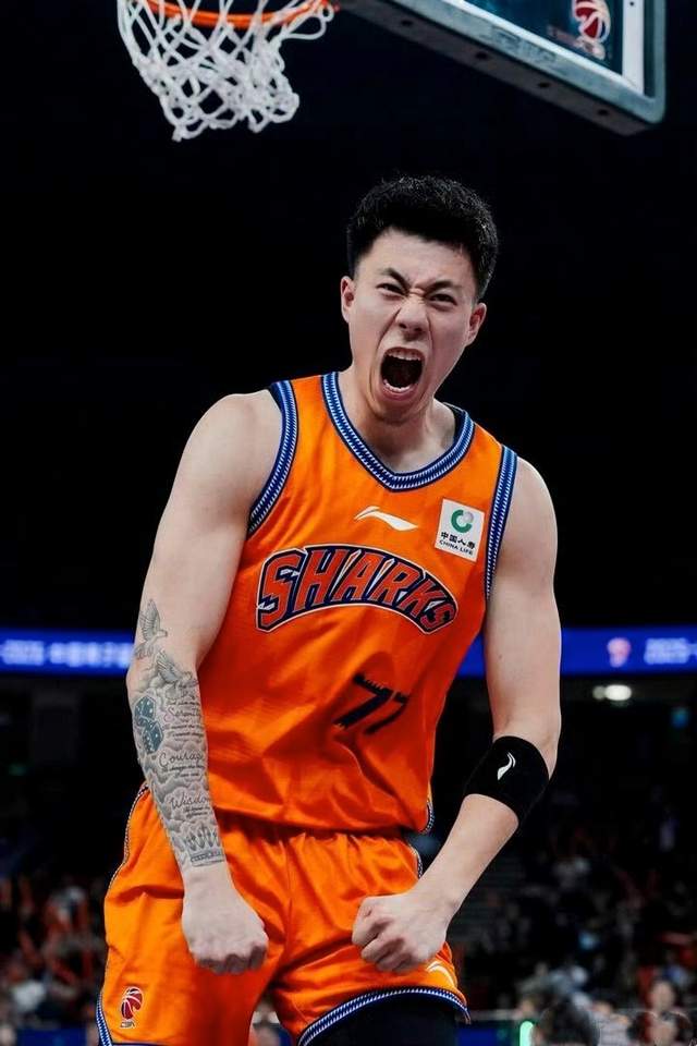 逆风前行、击碎质疑,当年嘲讽布伦森的人现在后悔了吗? 逆风前行、击碎质疑,当年嘲讽布伦森的人现在后悔了吗?