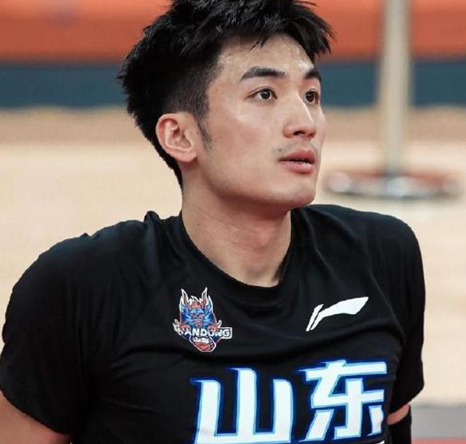 好莱坞女星观战NBA总决G5引热议 好莱坞女星观战NBA总决G5引热议
