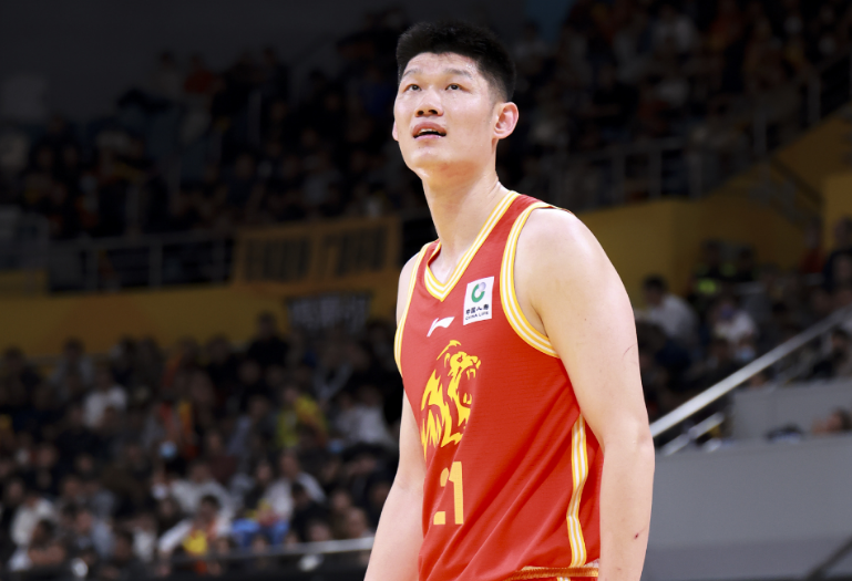 米兰体育字母布朗并未绑定！阿龙可自行申请交易快船也有意 被绿凯伤透？
