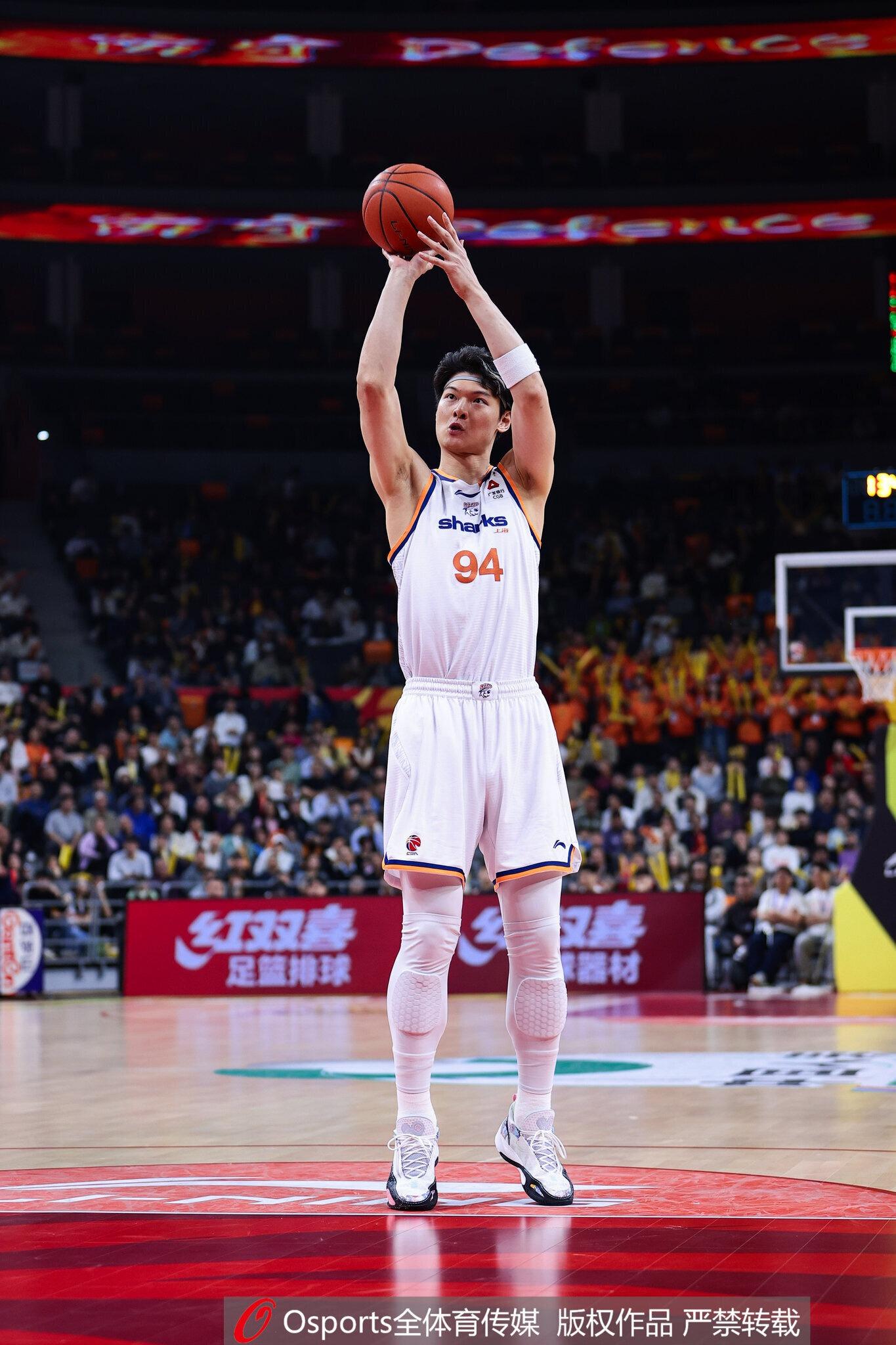 米兰体育ESPN：马刺大概率留下福克斯