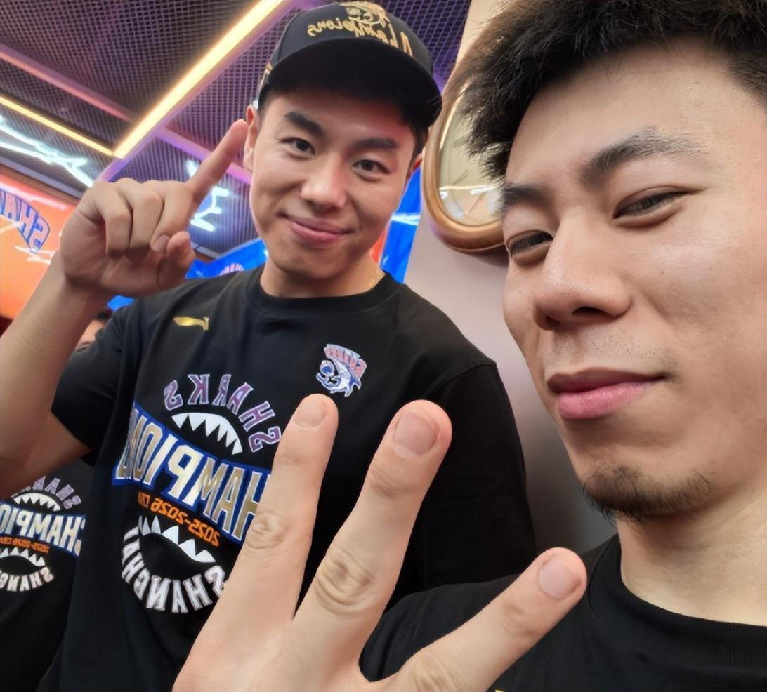 米兰体育总冠军！马刺再遭逆转，文班历史第一，布伦森45分，唐斯6犯离场