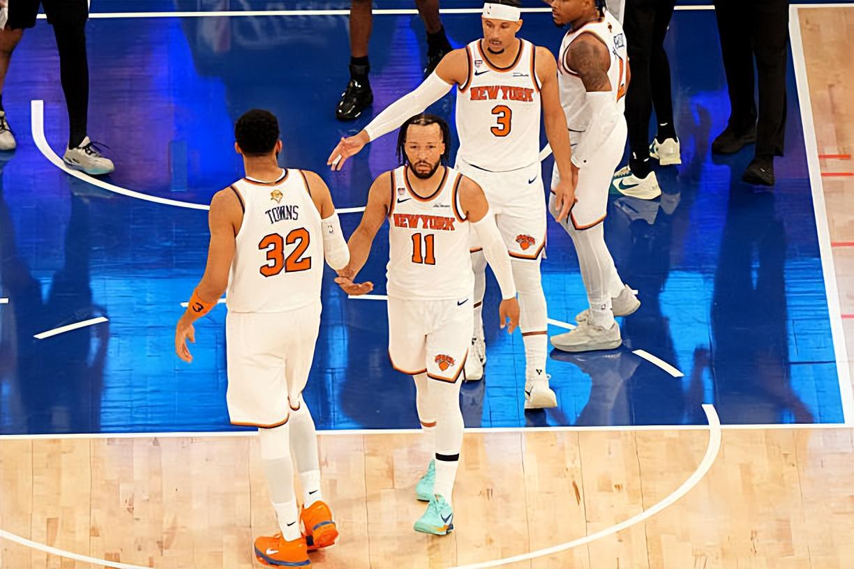 米兰体育NBA总决赛G5今晚8:30开打,尼克斯3比1手握赛点 米兰体育NBA总决赛G5今晚8:30开打,尼克斯3比1手握赛点