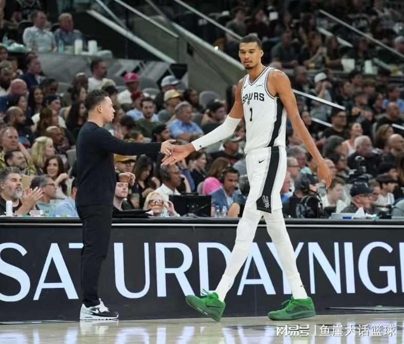 迈克·布朗的NBA冠军履历:尼克斯主帅有多少枚戒指? 迈克·布朗的NBA冠军履历:尼克斯主帅有多少枚戒指?