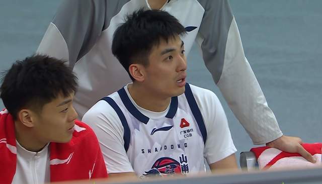 5年2.41亿！库里0票，弟弟真敢说：FMVP不重要..