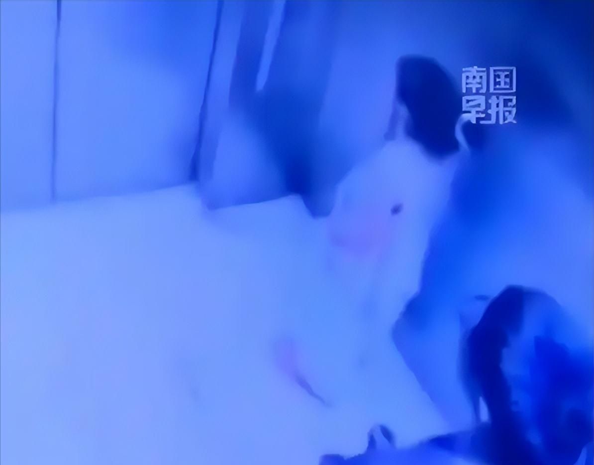 记者拉比奥、于帕、楚阿梅尼、萨利巴缺席训练前者母亲探班扑空 记者拉比奥、于帕、楚阿梅尼、萨利巴缺席训练前者母亲探班扑空