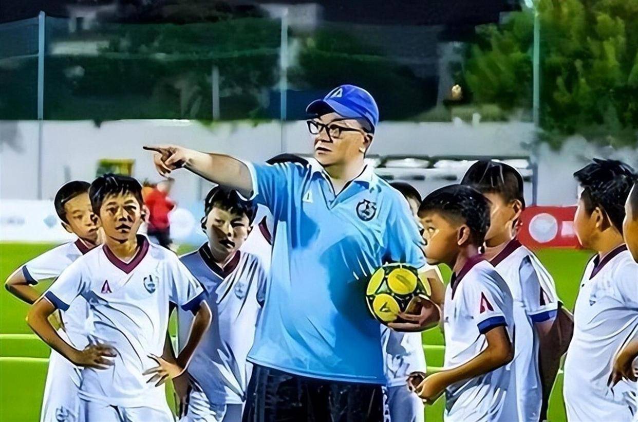 曼城今夏迎换帅引援多重变动