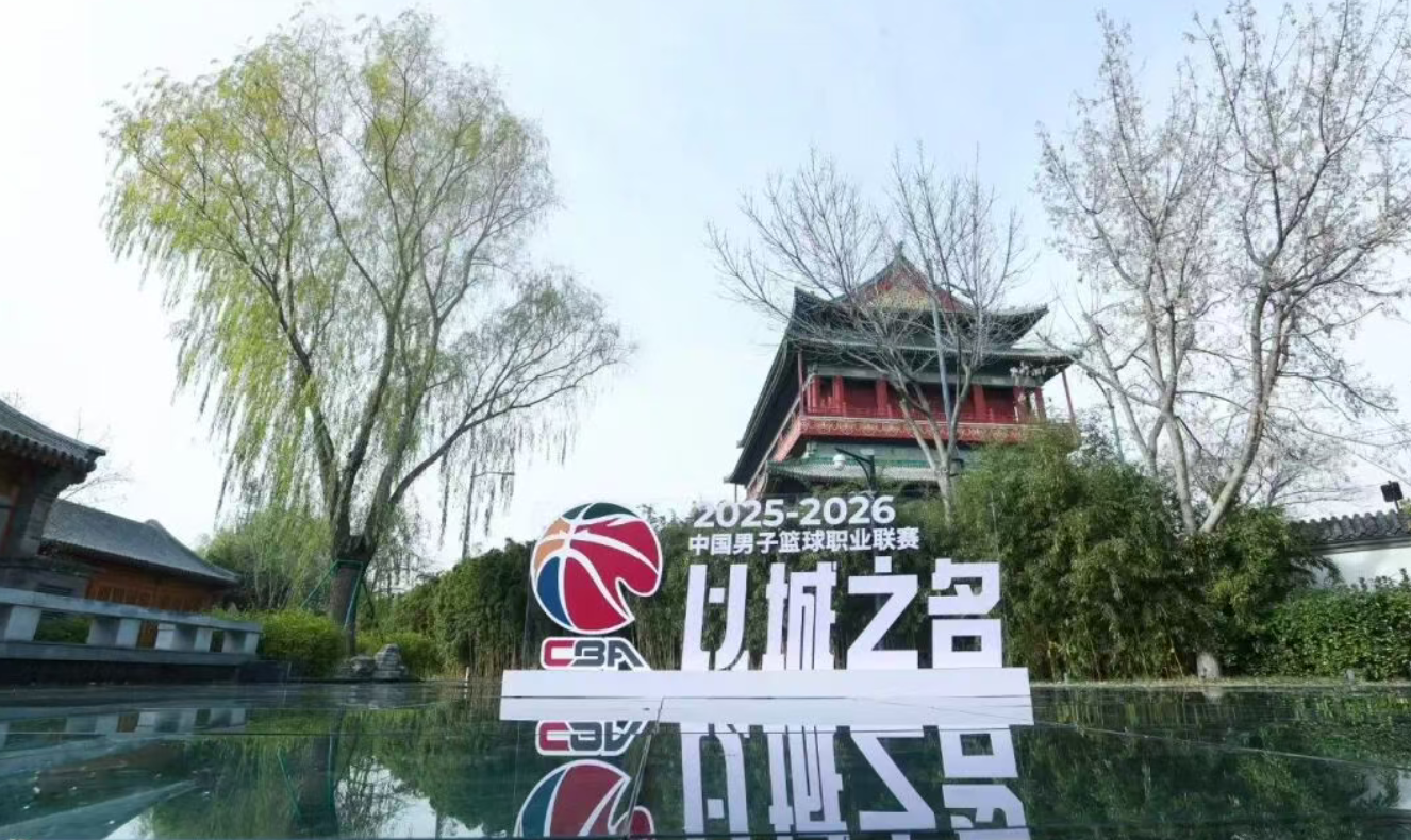 水晶宫官宣法国教头萨奇，签约三年
