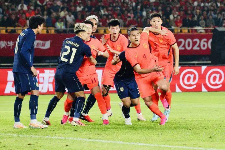 世界杯：华裔前锋梅开二度 雷扎伊扬传射建功 伊朗2